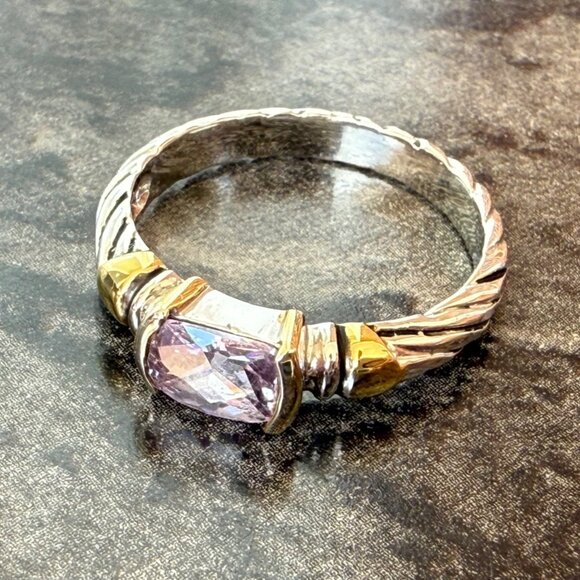 Lavender CZ Cable Band Ring Size 8 10K Gold Estate Jewelry Timeless Style - Picture 2 of 14
